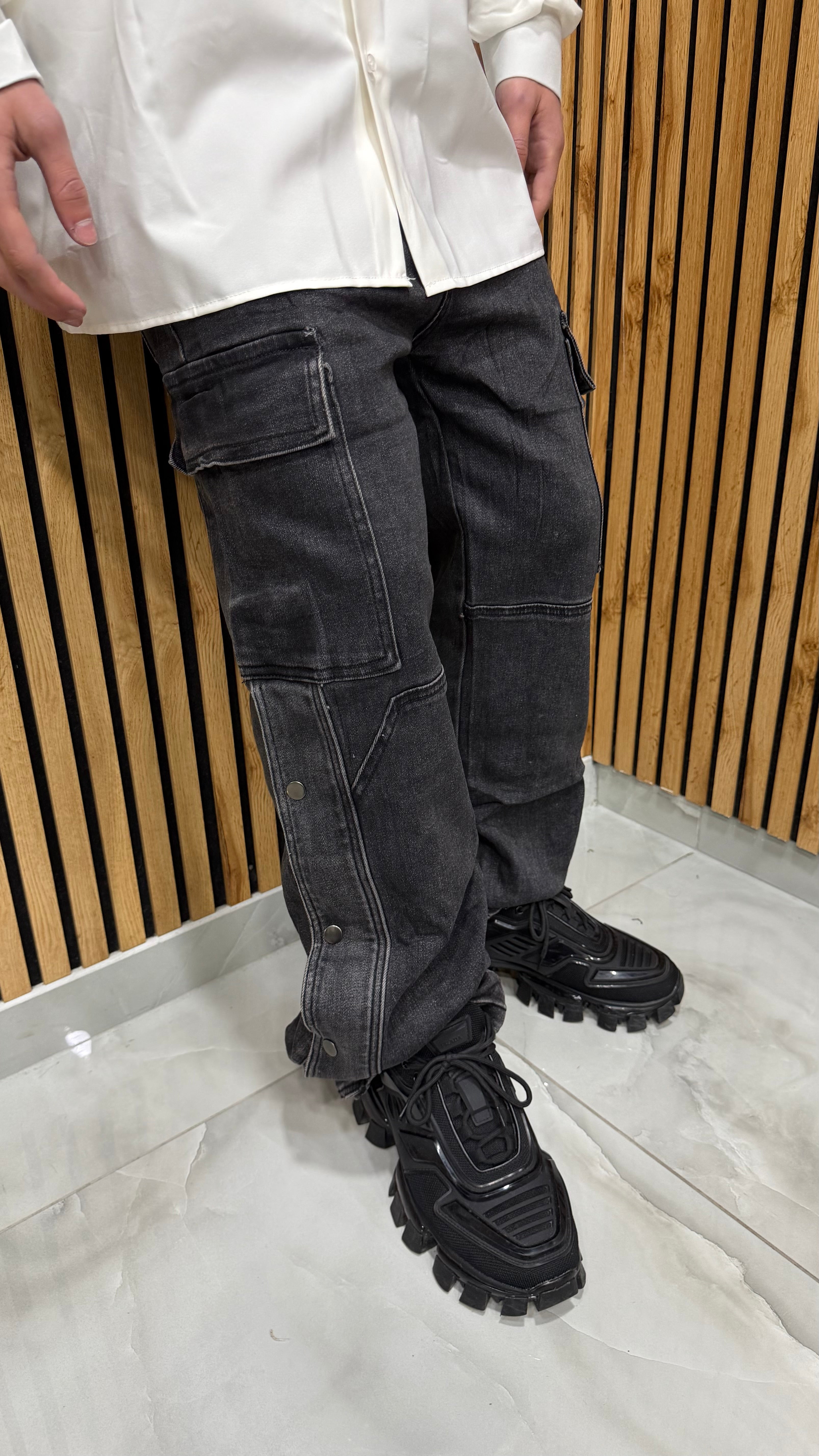 Jeans Cargo Bottom Black Fast