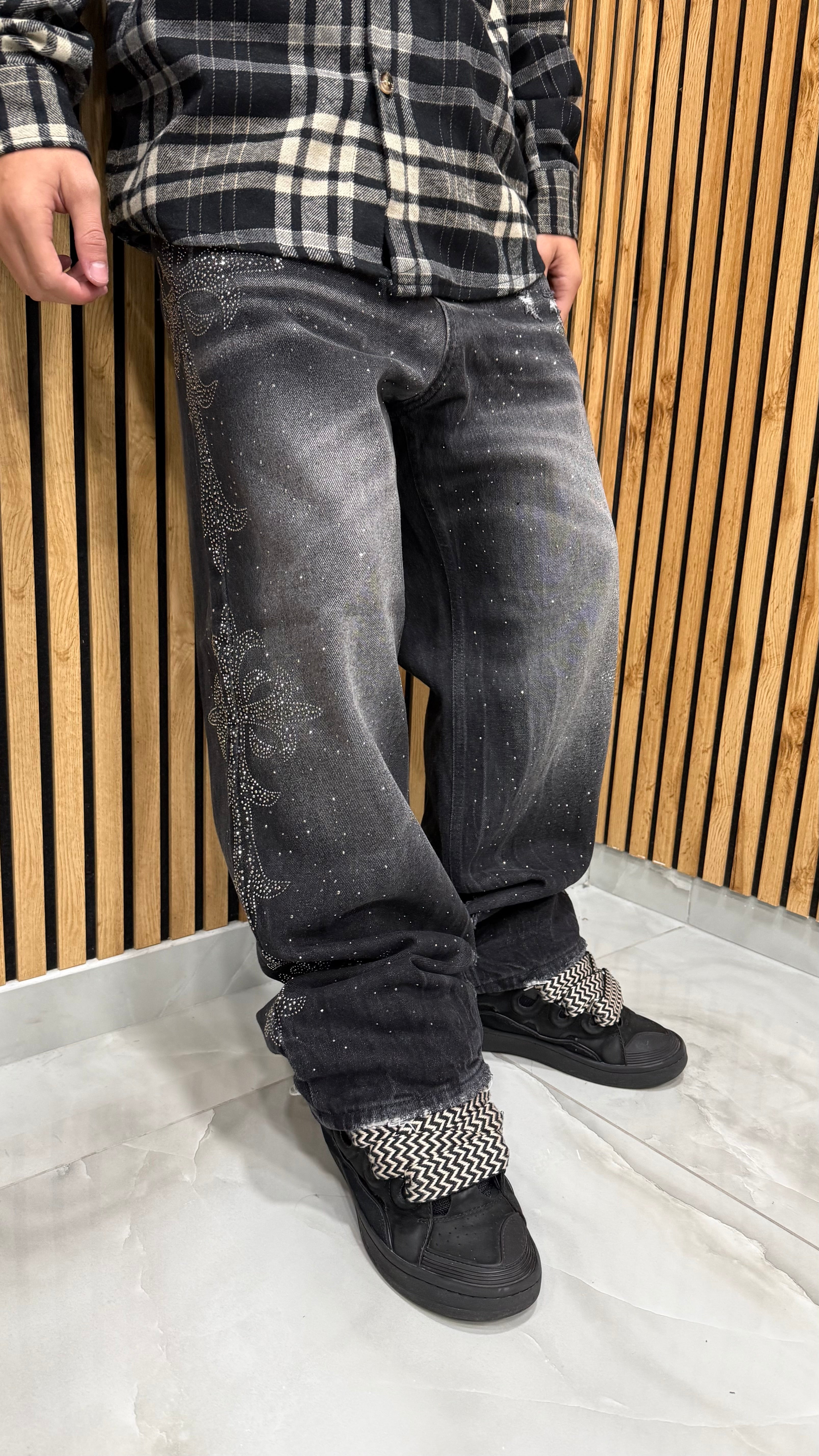 Jeans Super Baggy “Cross Black” Cianotic