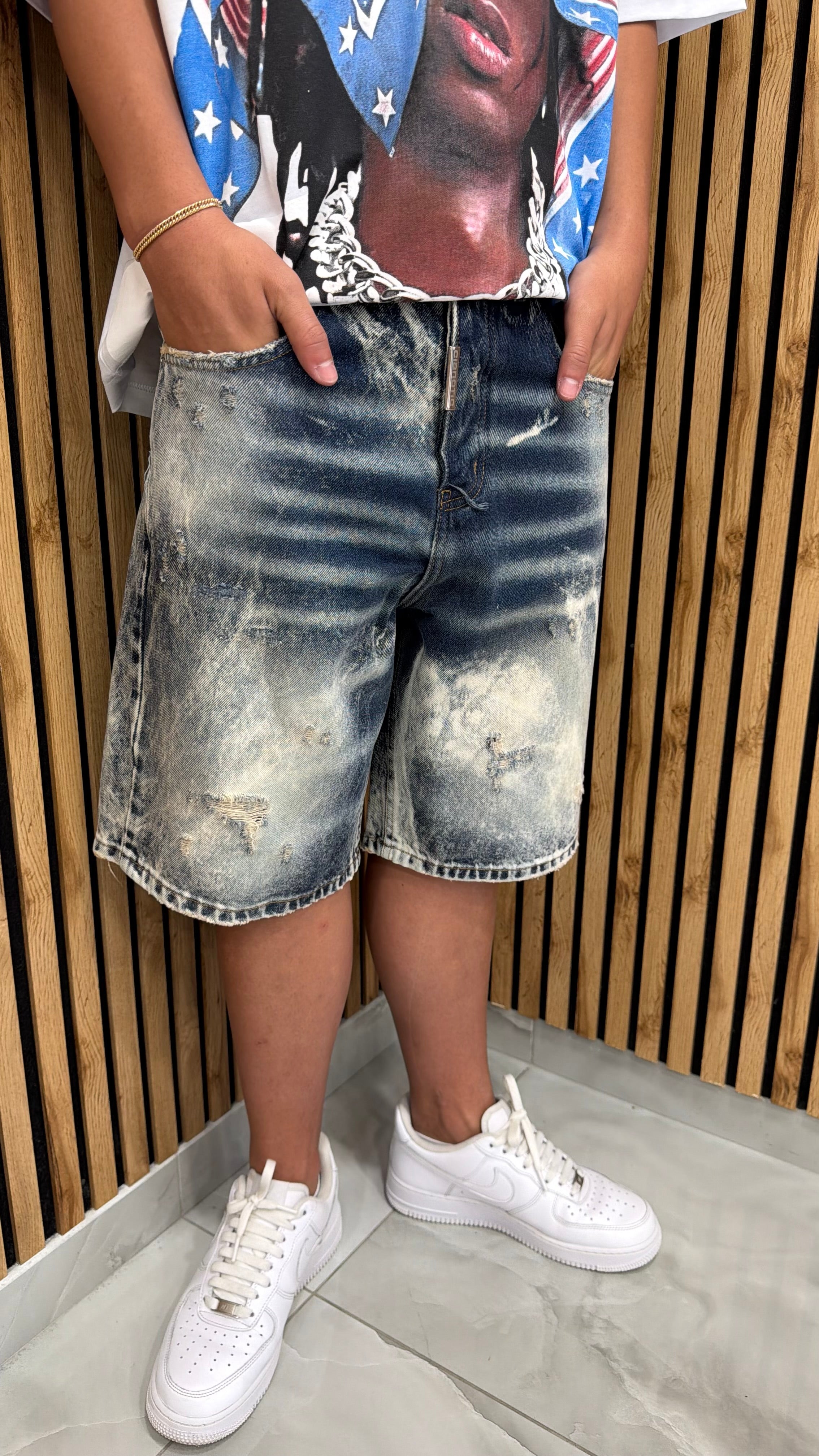 Jeans Short “Destroyed” Cianotic 2 Colori