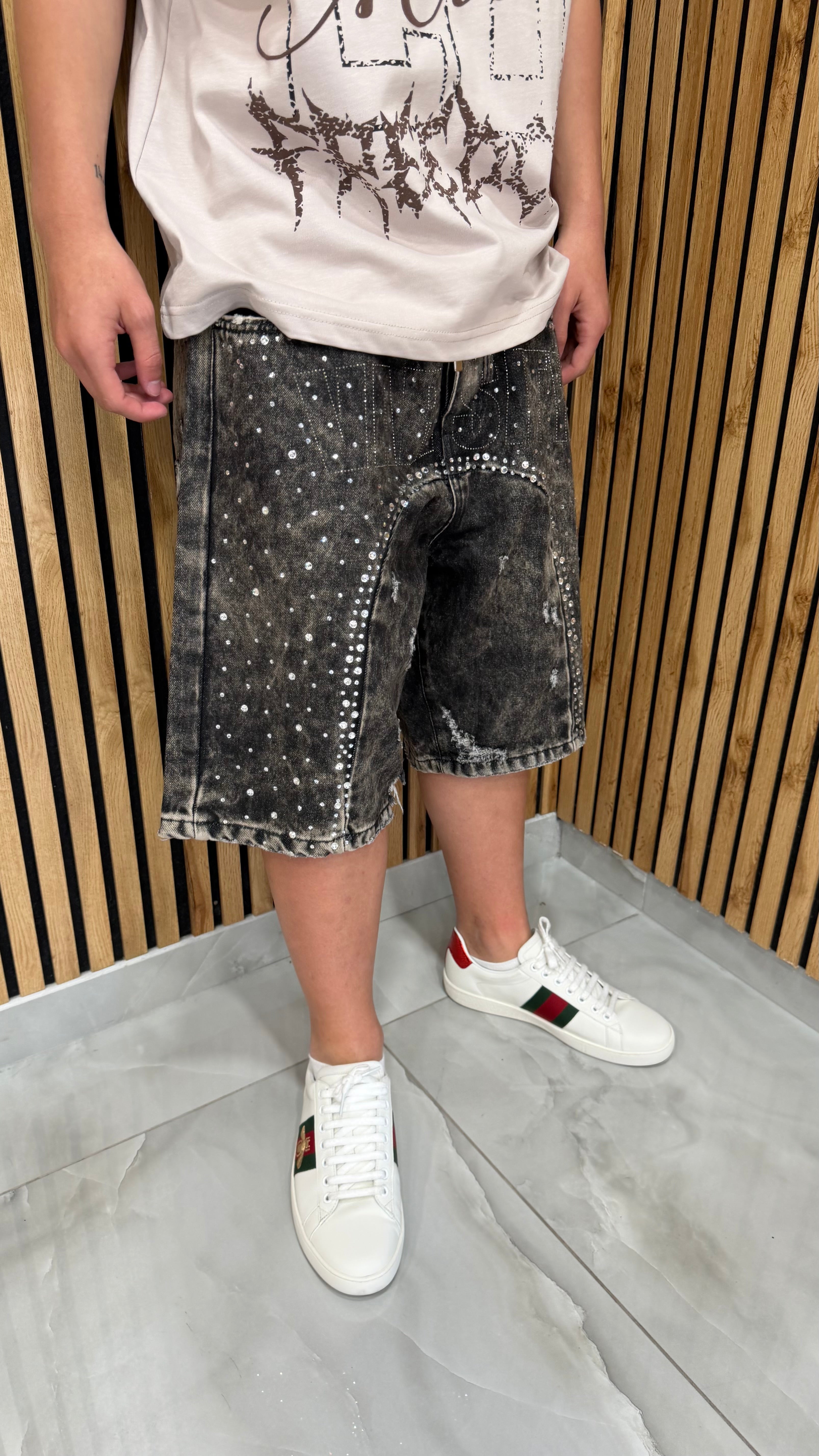 Jeans Short Diamond Varsity Black Cianotic