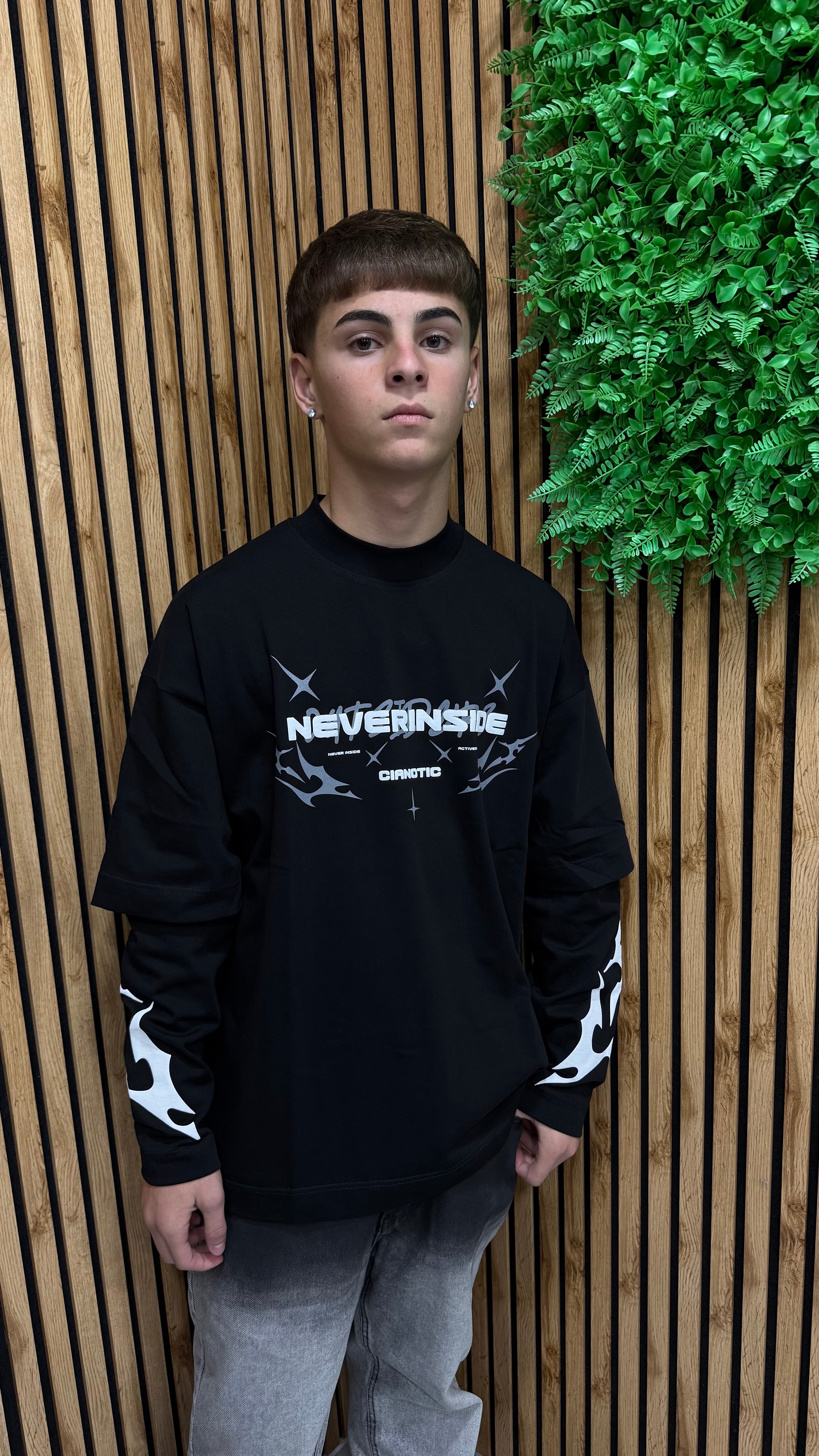 T-Shirt Long Sleeve “Neverinside” Cianotic