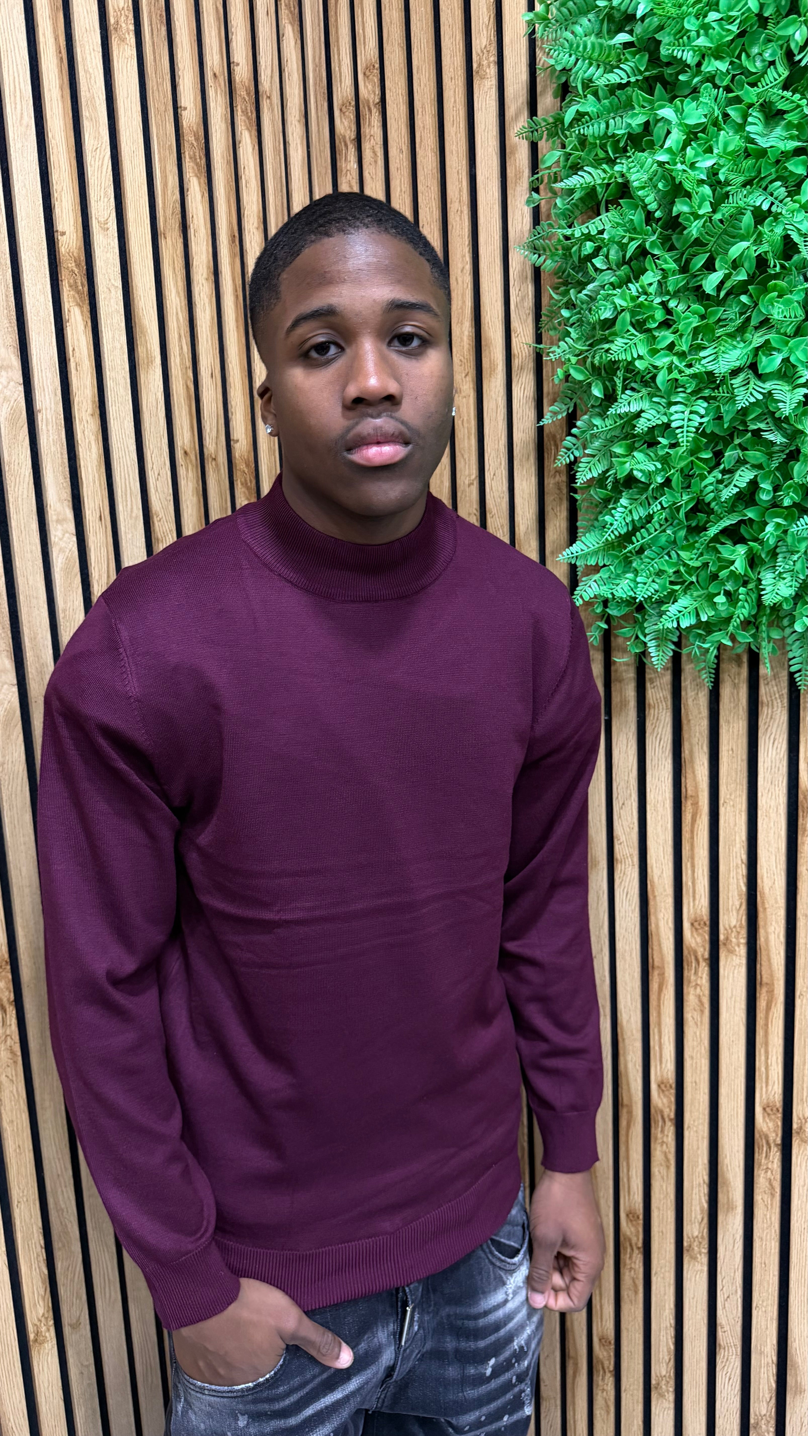 Maglioncino In Filo Mezzo Collo