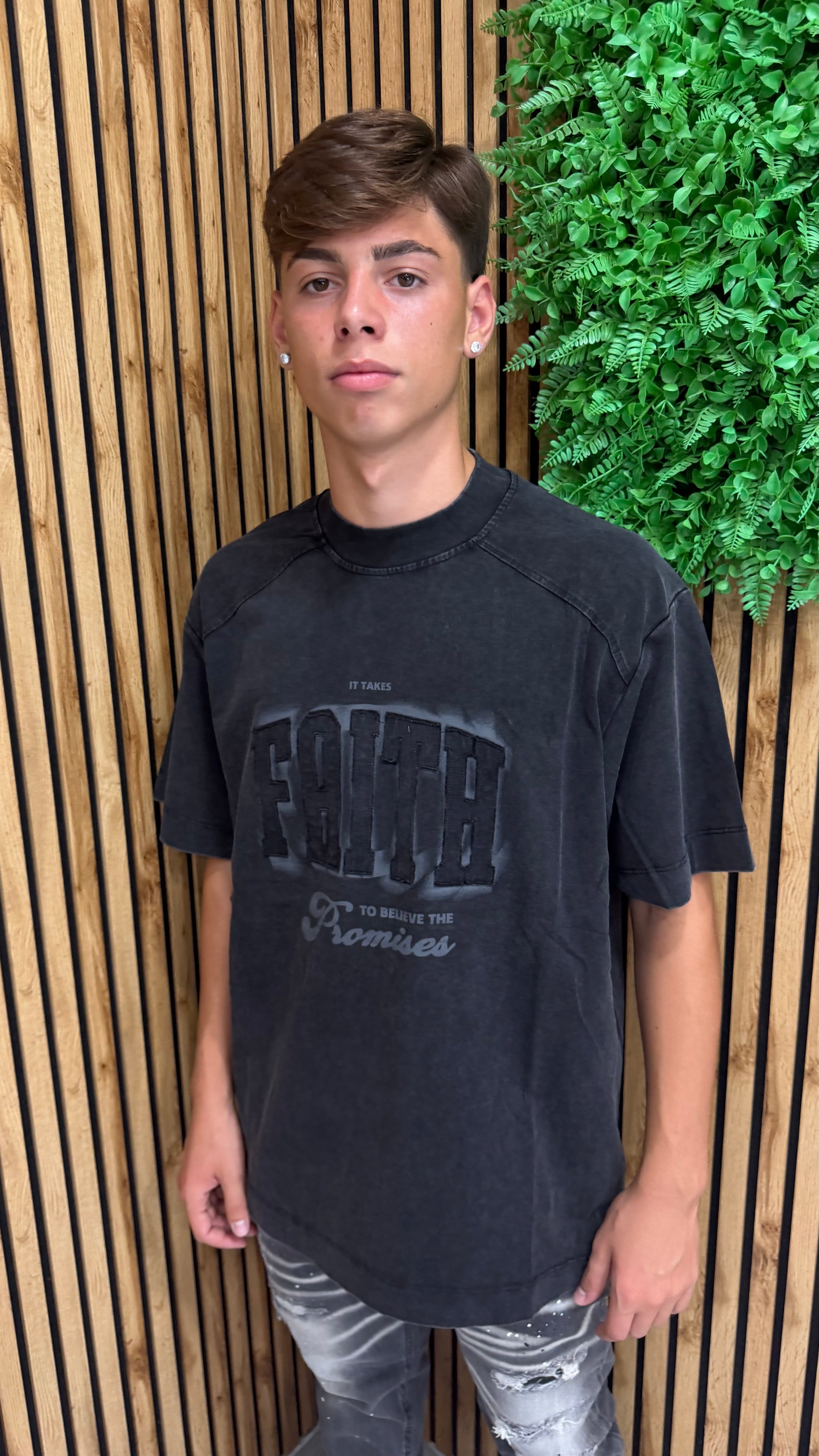 T-Shirt Uomo “Faith” 2 Colori