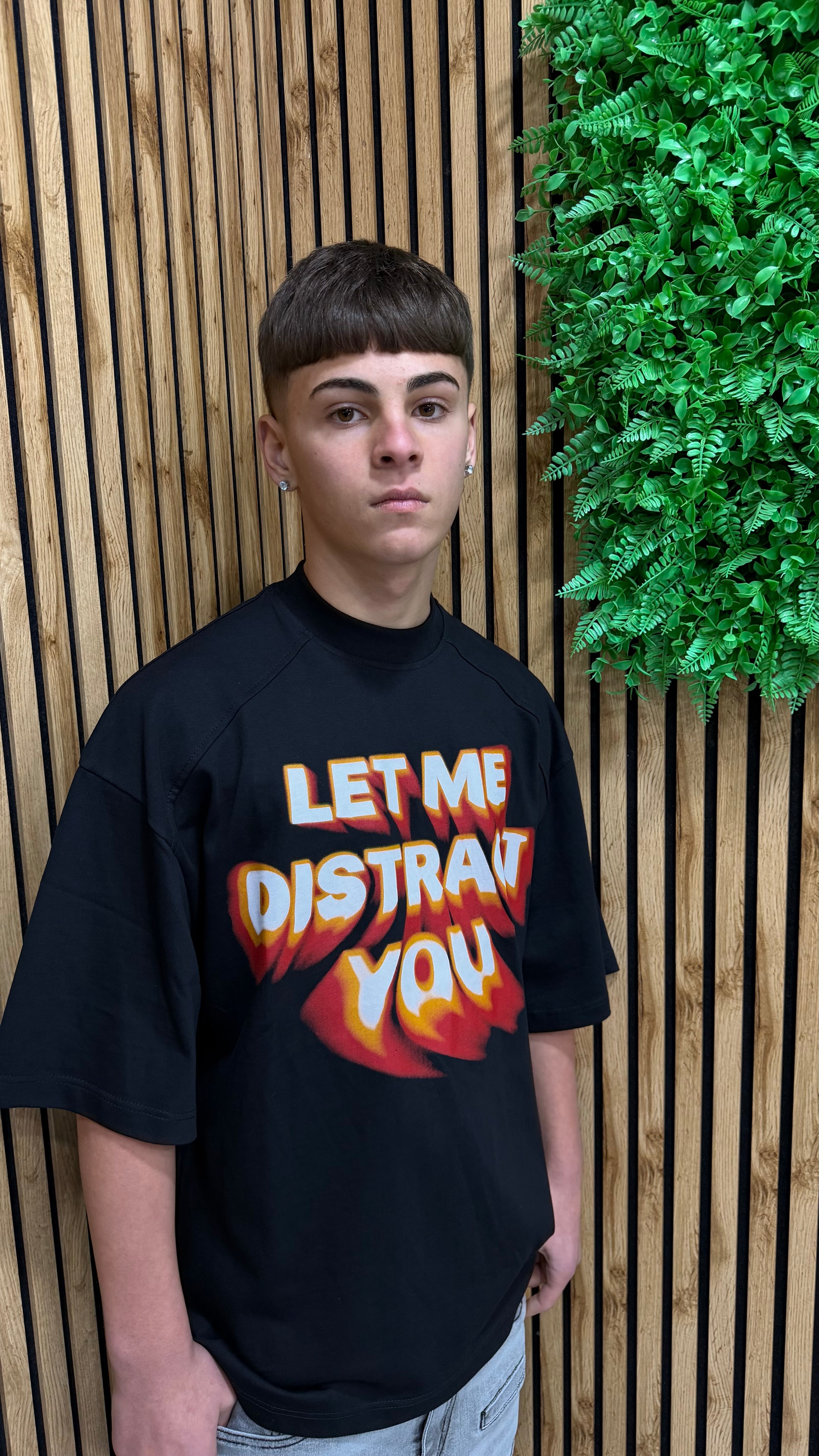 T-Shirt “Let Me” 2 Colori