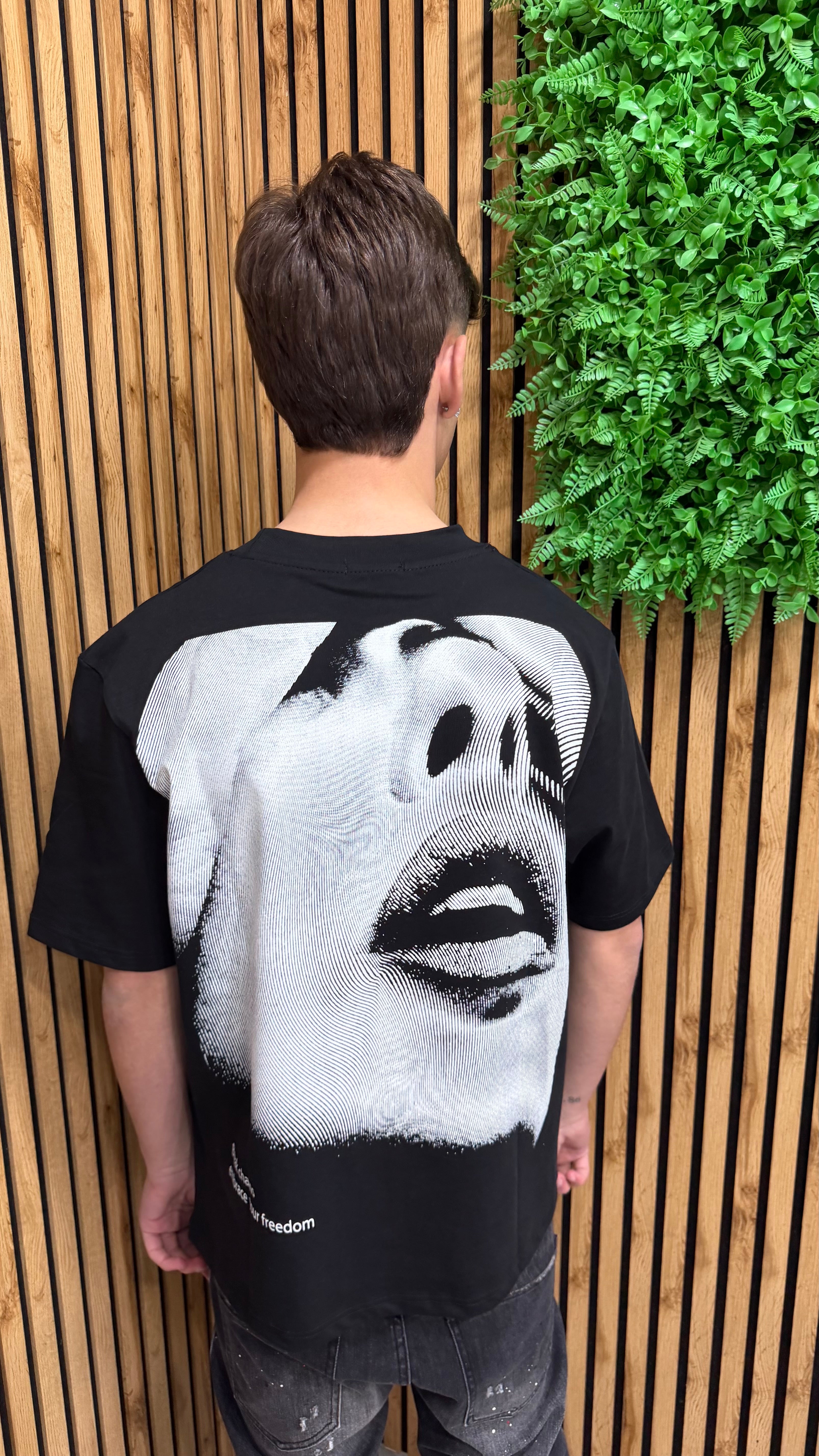 T-Shirt “Back Face” Black