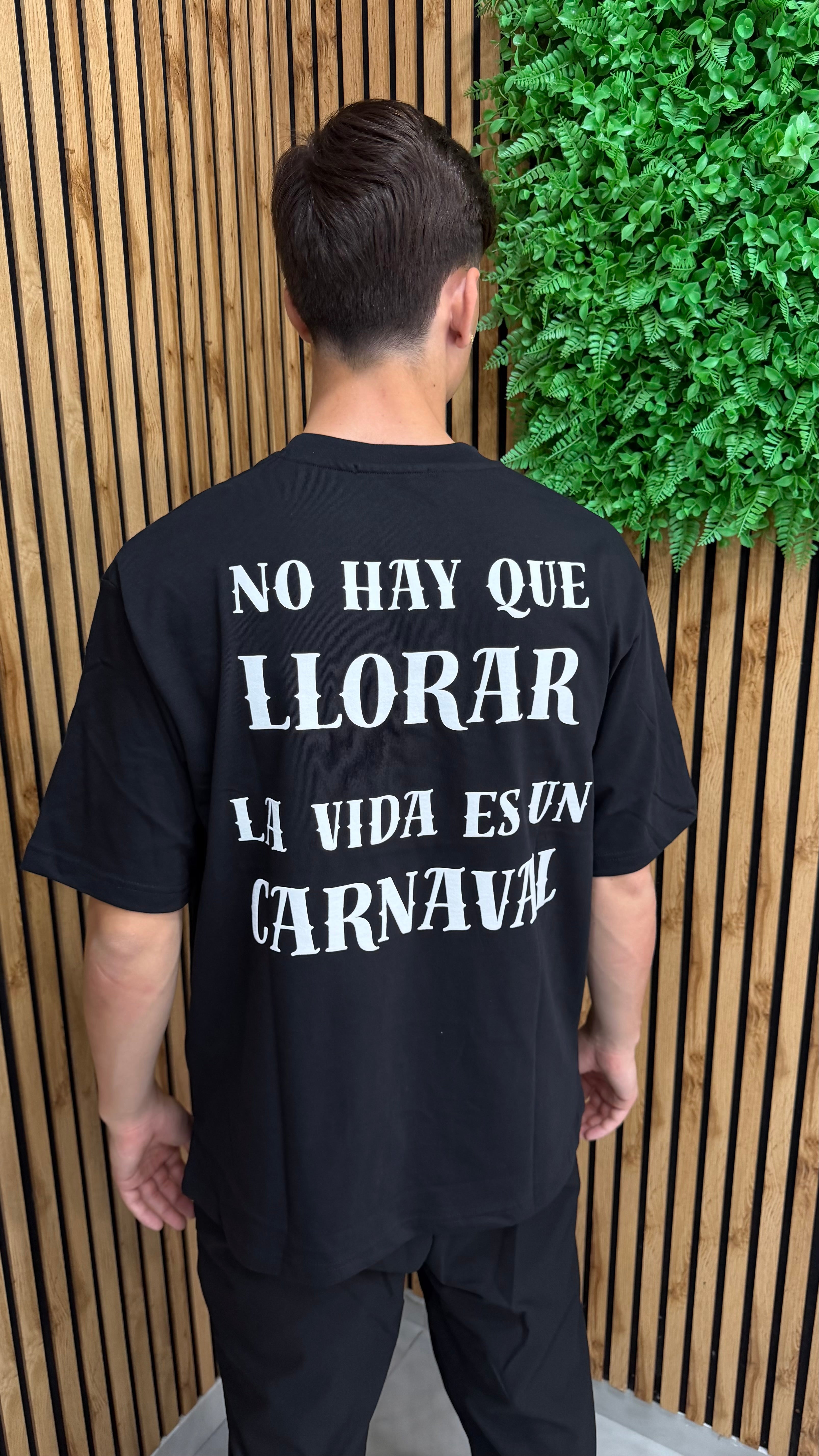 T-Shirt “No Hay Que Llorar” Black