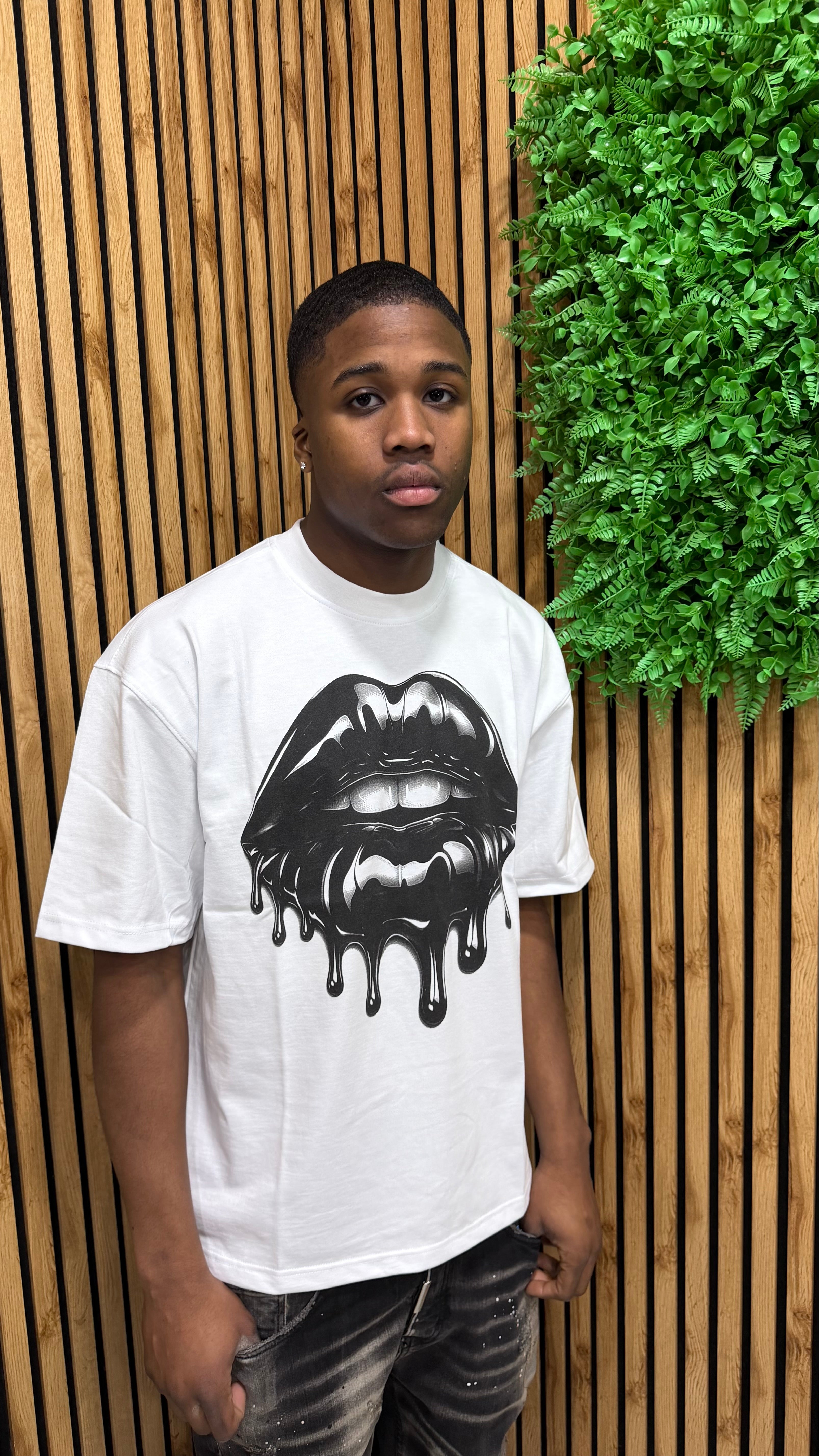 T-Shirt “Kiss” 2 Colori