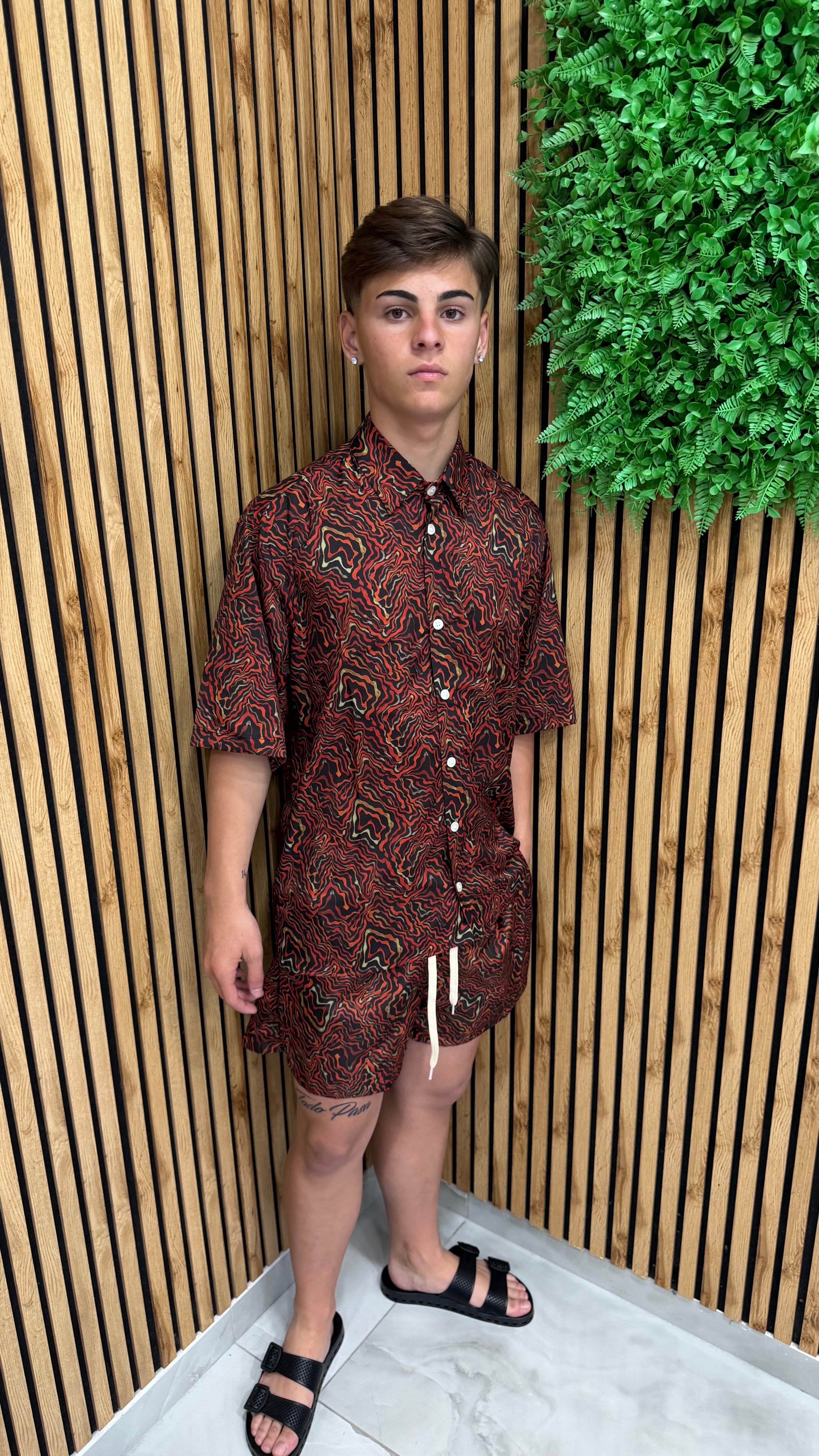 Coordinato Camicia e Costume “Red Vision”