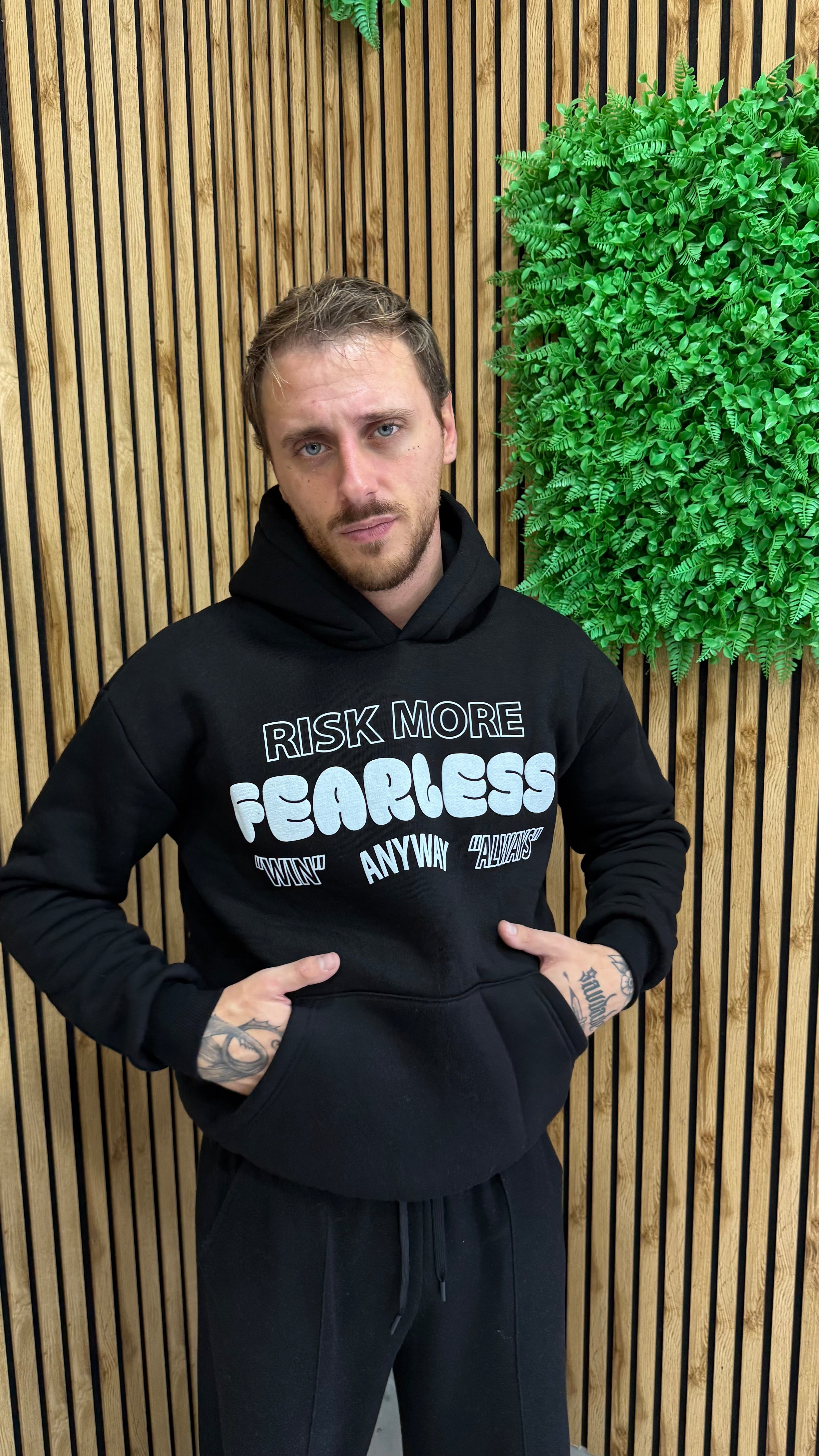 Felpa “Fearless” Cappuccio