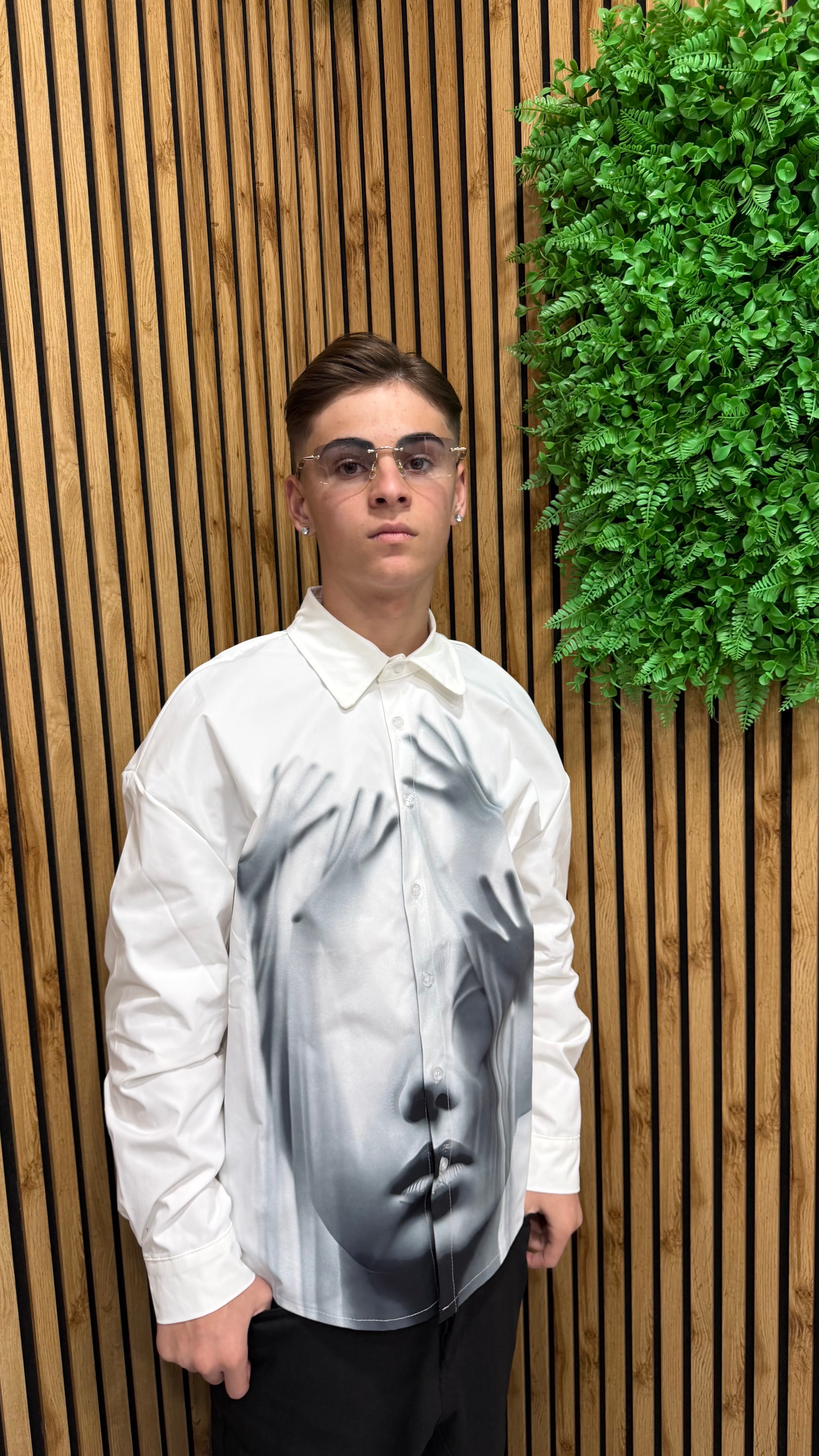 Camicia “Hands” 2 Colori