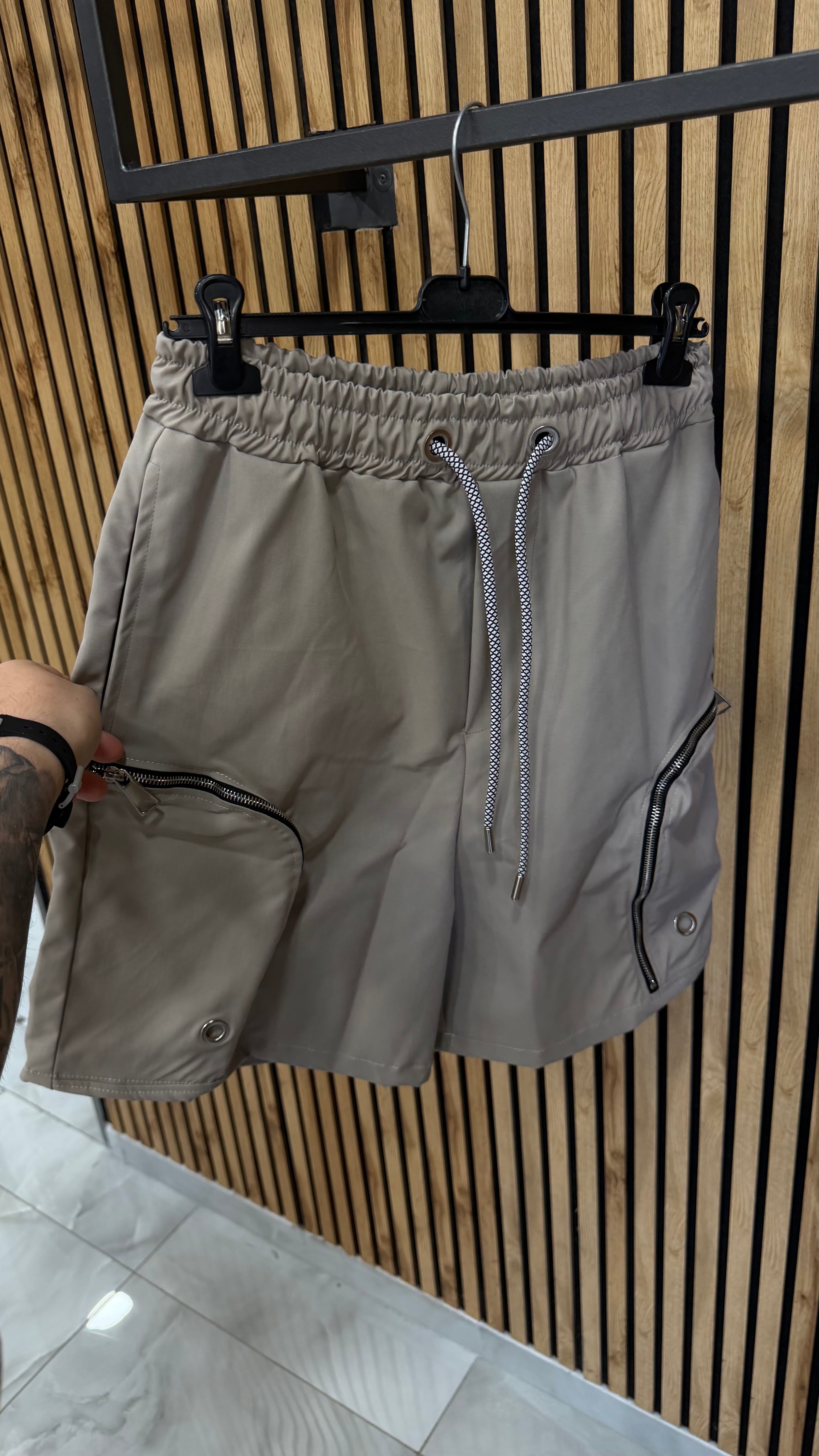 Short Nylon Zip JM 4 Colori