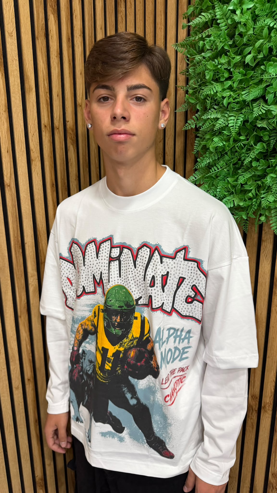 Outfit raw edge